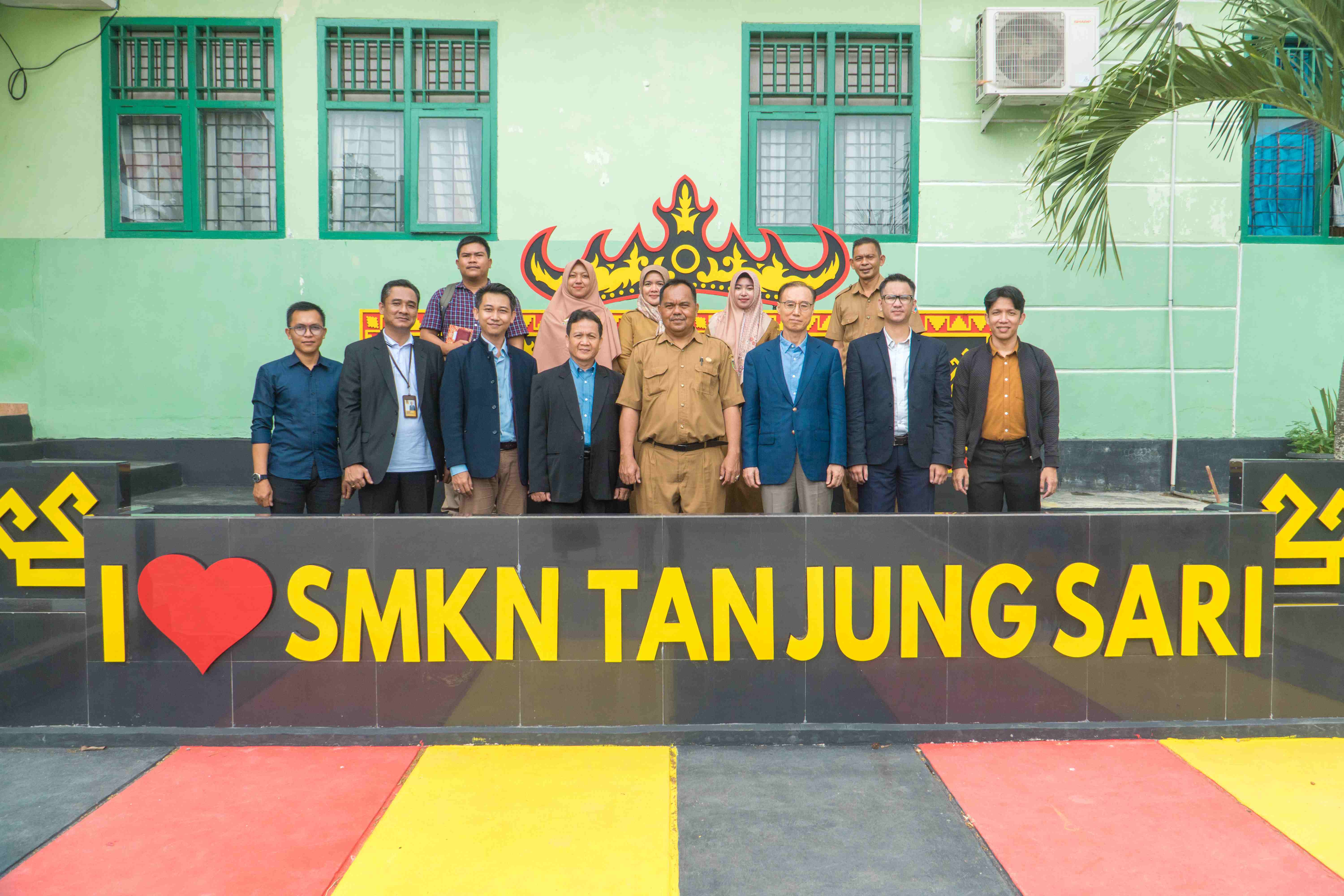 Roadshow Pelatihan Kerja ke Jepang: Makara UI Academy dan Nursing Training Center â€œFIK UIâ€ Buka Peluang Masyarakat Lampung Menjadi Caregiver Lansia di Jepang